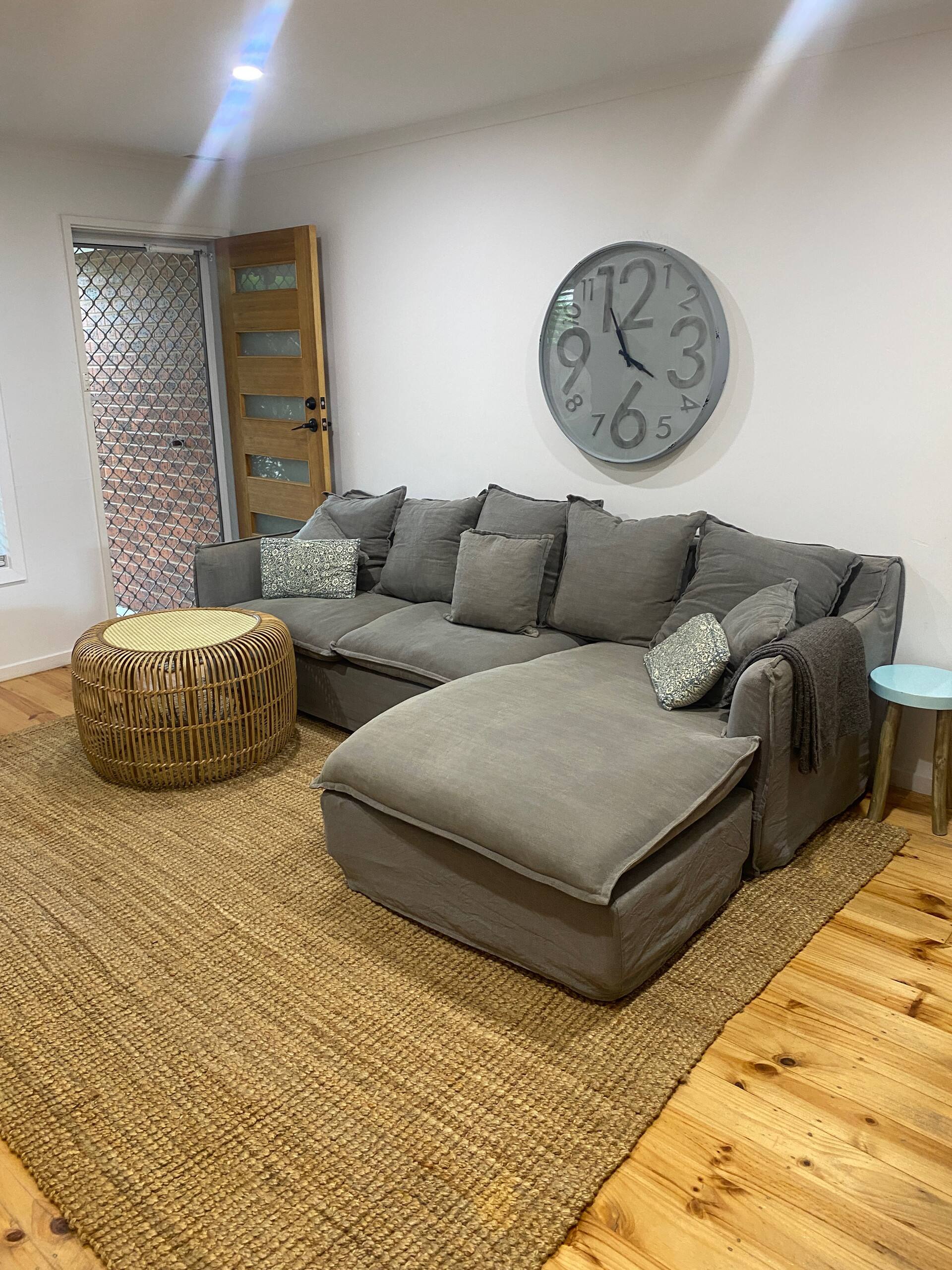 Beach Walk Cottage, Mornington, Pet Friendly (Newly renovated)