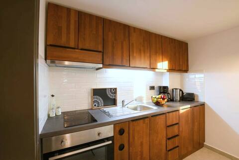 Successful Airbnb property: ORION Eco Suites Superior Apollo Suite in Κοινότητα Καλλιθέας