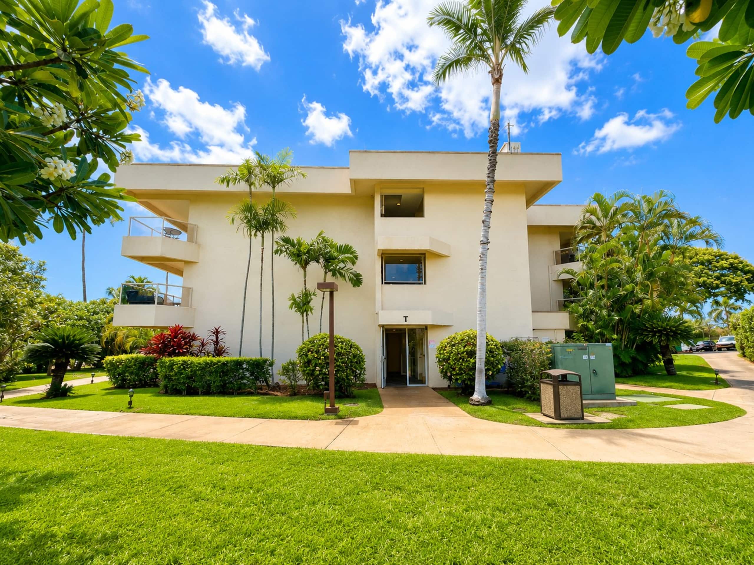 Condo in Kihei · ★4.72 · 3 bedrooms · 5 beds · 3 baths - Image 39