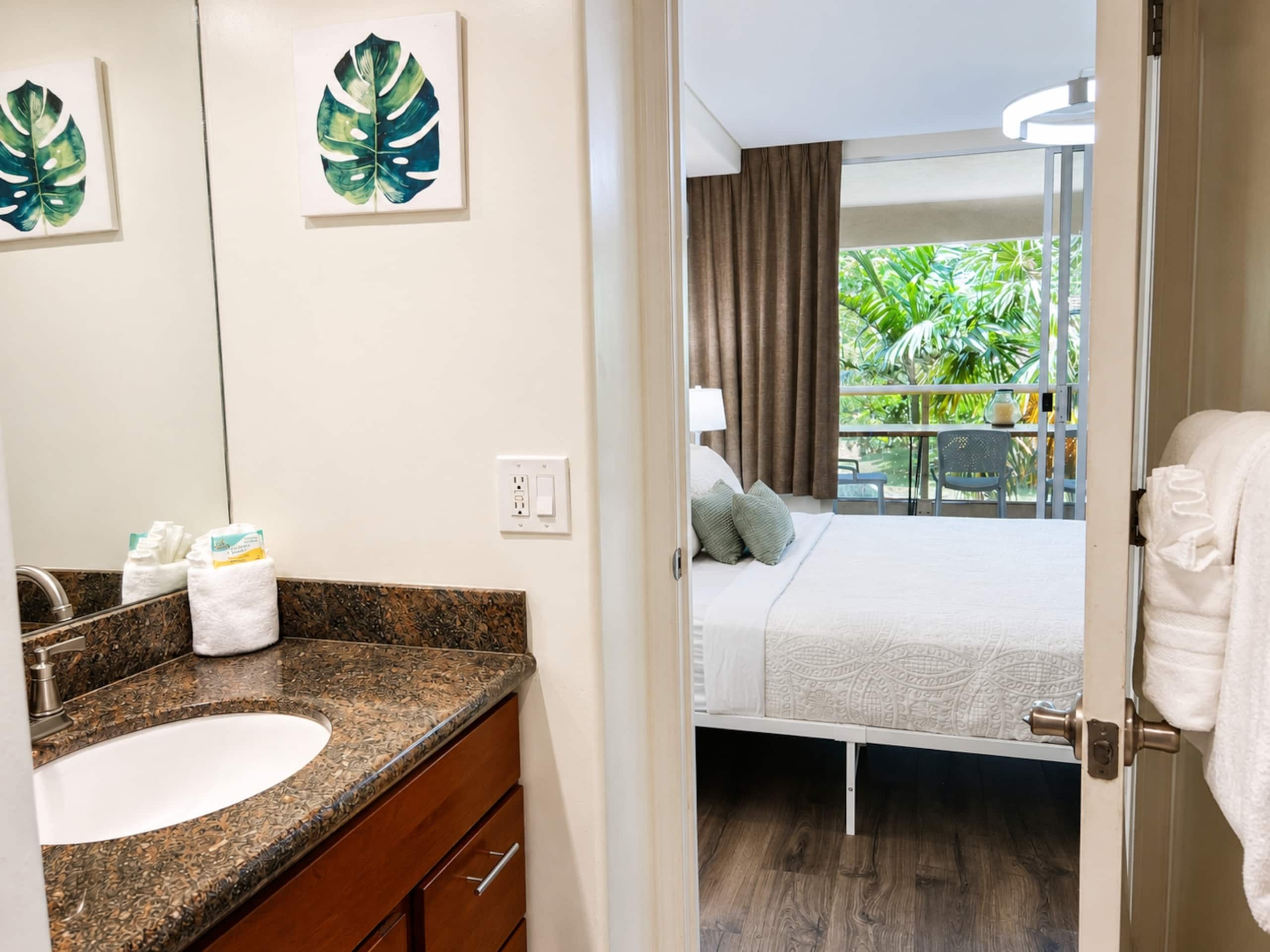 Condo in Kihei · ★4.72 · 3 bedrooms · 5 beds · 3 baths - Image 23