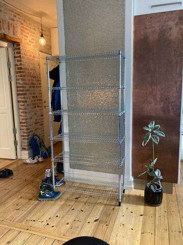 Spacious New Yorker apartment gallery image 5