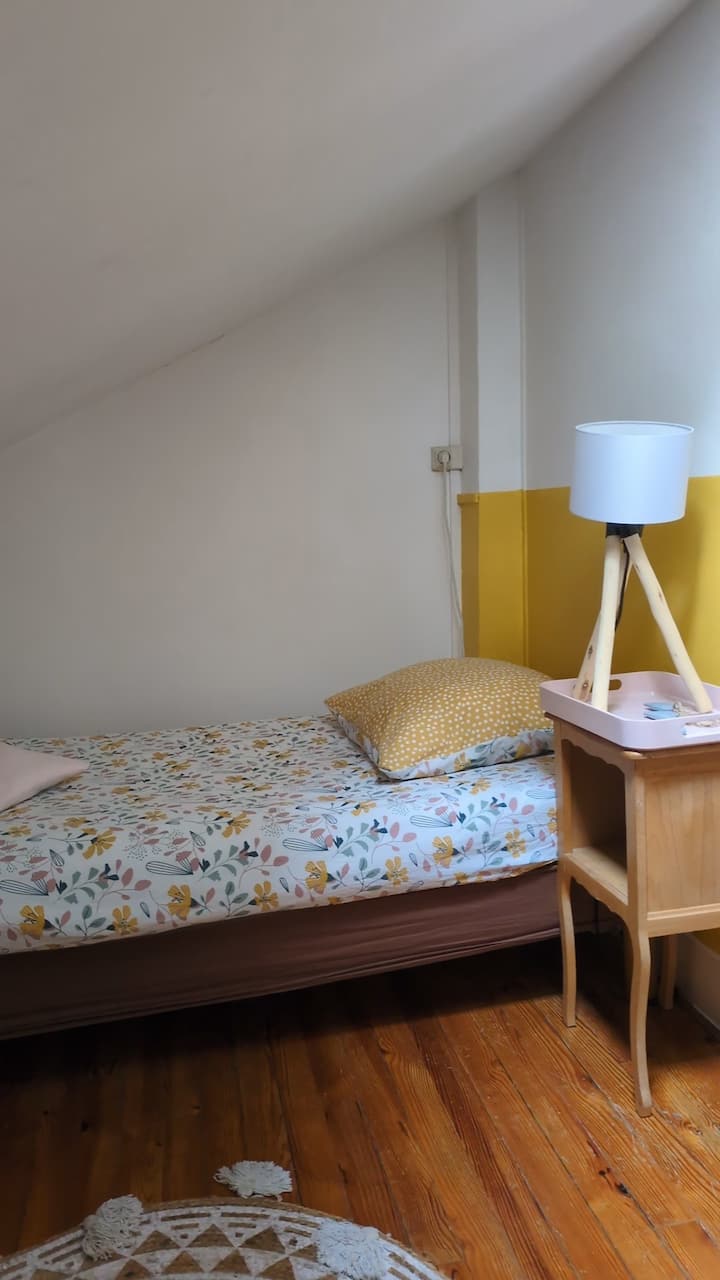 Villa Marguerite Chambre Lit Simple Petit Prix - Creil