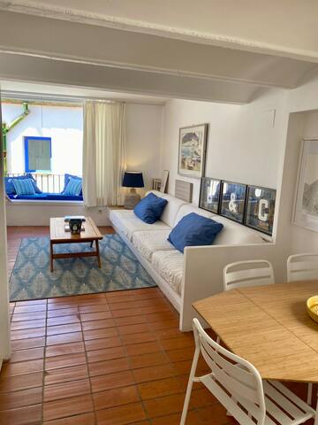 Maison typique au cœur de Cadaqués Vue mer gallery image 5