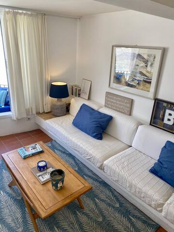 Maison typique au cœur de Cadaqués Vue mer gallery image 4