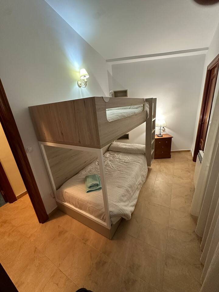 غرفة النوم 2