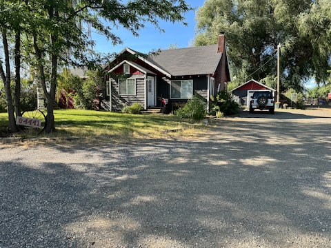 Toodies Farm. Quiet, private country side retreat