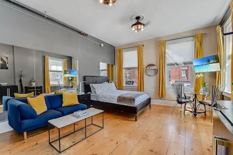Top Airbnb: Luxe Loft 2 on Main St. Views! Steam Shower! W/D in Beacon
