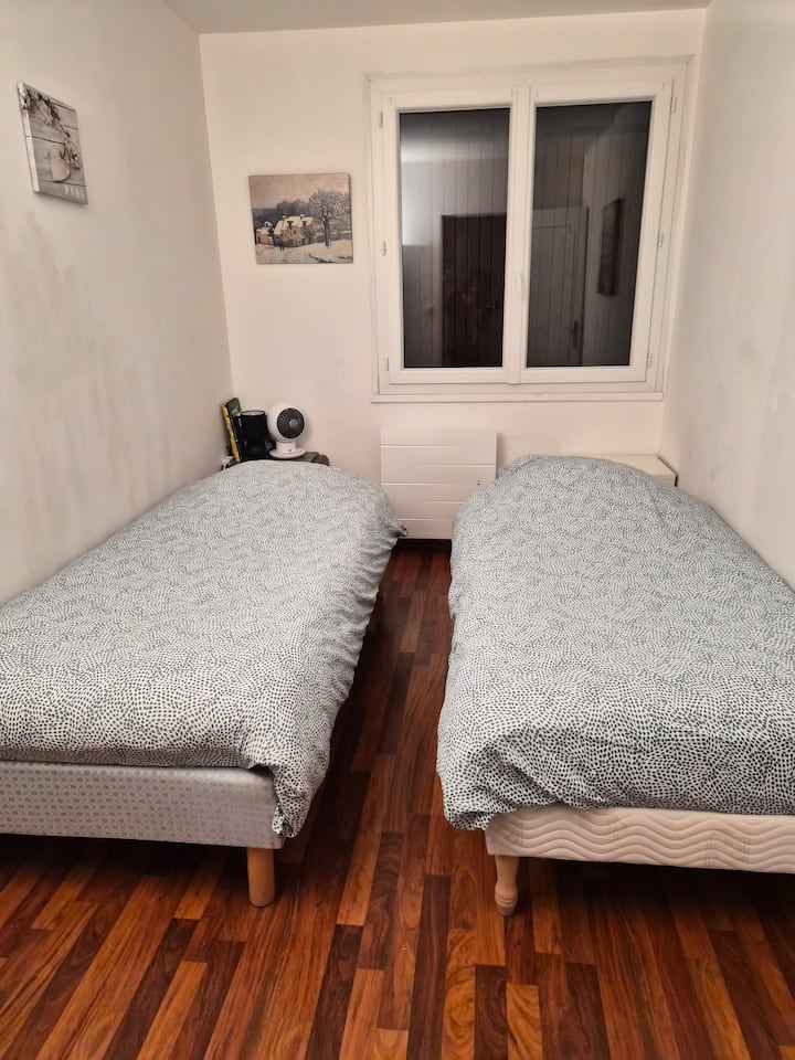 غرفة النوم 2