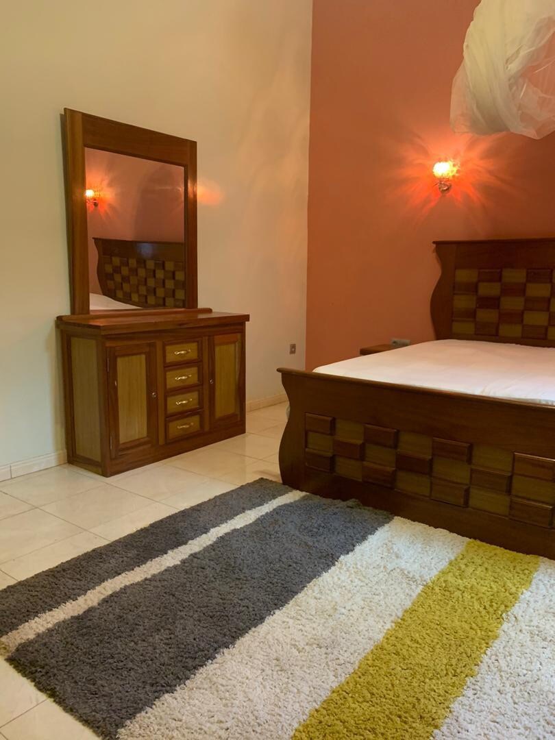 جناح غرفة نوم رئيسية 