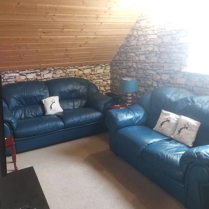 Antlers Point On The Loch Flat 1 (Self-catering) - Uig