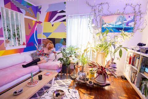 Popular Airbnb listing: The Muncey House in Gov't Hill (Pearl District) in Government Hill