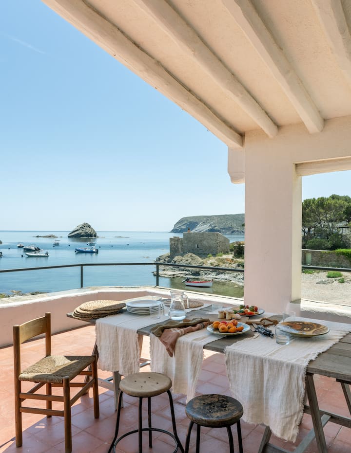 Casa Moritz, Frente A La Isla De Cadaqués - Cadaqués