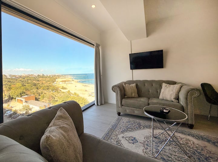 Maritimo 5a (5th Floor – Front Sea View) - Constanța