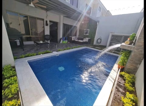 Fully equipped house, full A/C, private pool