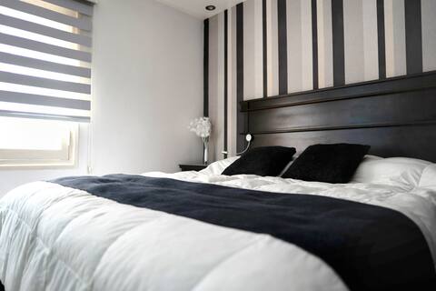 Exclusive Duplex with excellent central location