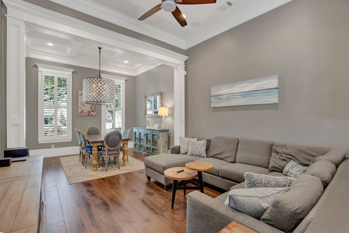 Mint Julep Vacation Rentals managed Airbnb listing 1