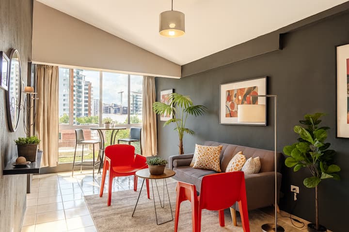 Loft 301 | Prime Oakland Location, Zona 10 - Guatemala