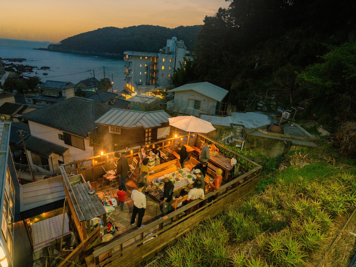 Guesthouse All you need ~surf&chill~ - Hostels for Rent in Shimoda