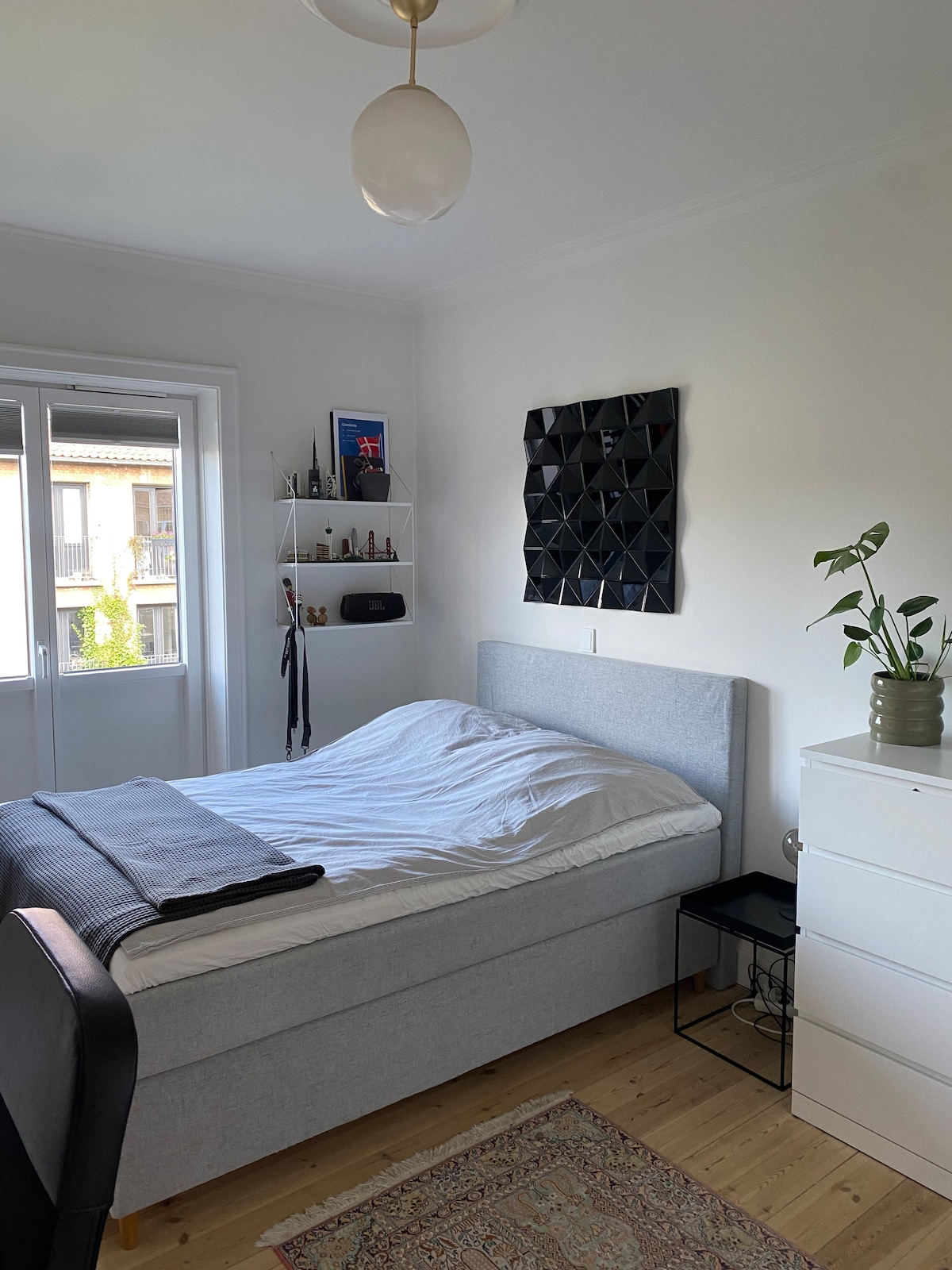 غرفة النوم 2