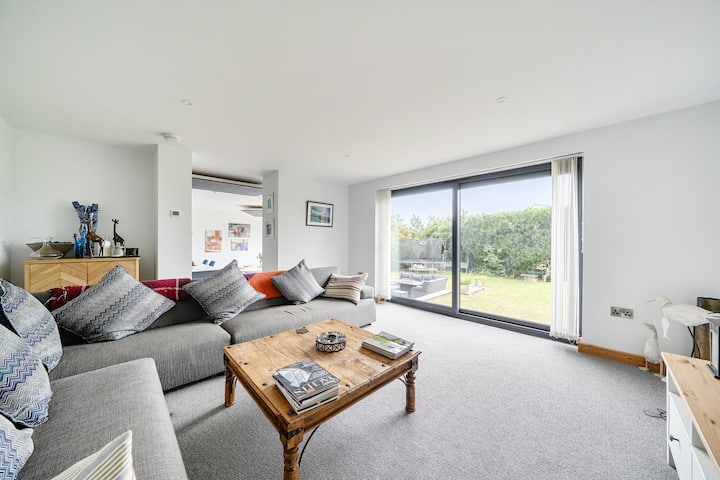 Super Home In Lympstone. - Topsham
