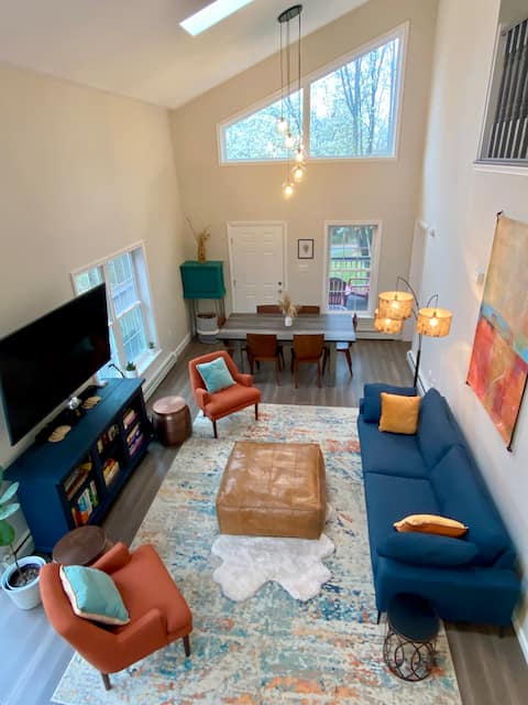 Successful Airbnb property: Modern Woodland Oasis w/ Hot Tub, Fire Pit & Pool in Catskills