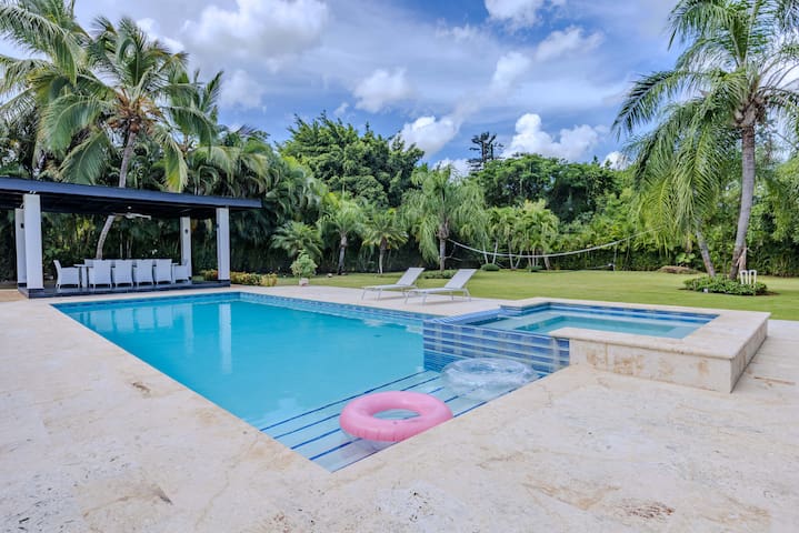Daisy & Erik managed Airbnb listing 3