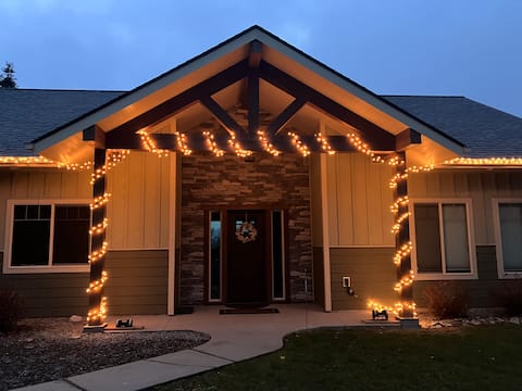 Quail House, Mountain/Valley Views & Hot Tub