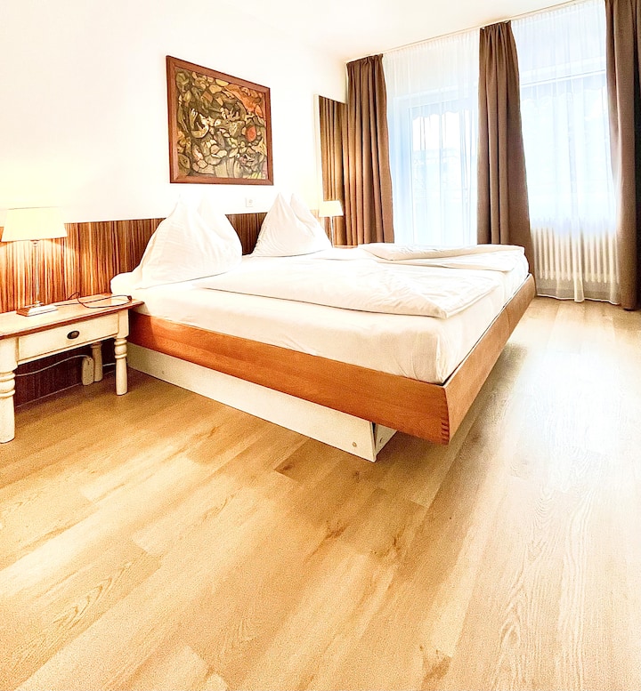 Gartenhotel Pension B&b Parkplatz - Hall in Tirol