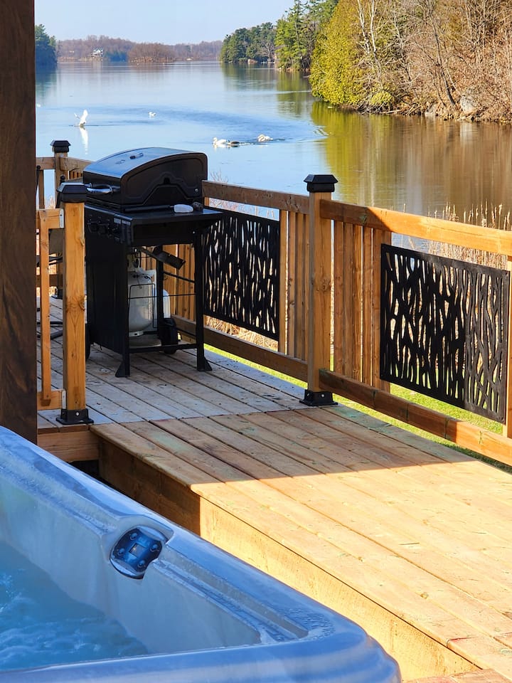 Cozy Cottage At Serenity Bay - Kingston