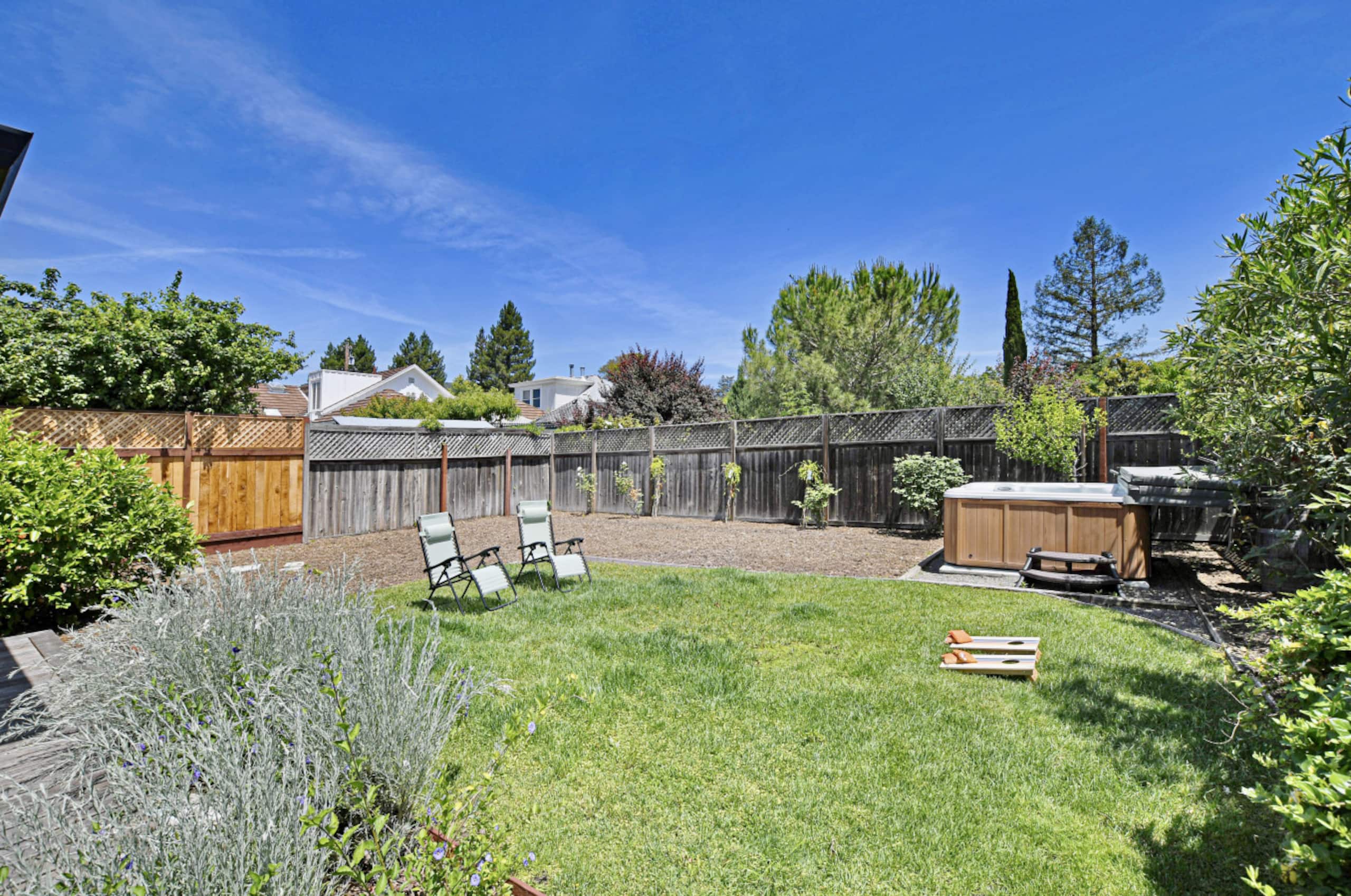 Cozy Sonoma Cottage with Hot Tub & Wine Passport - Photo 24