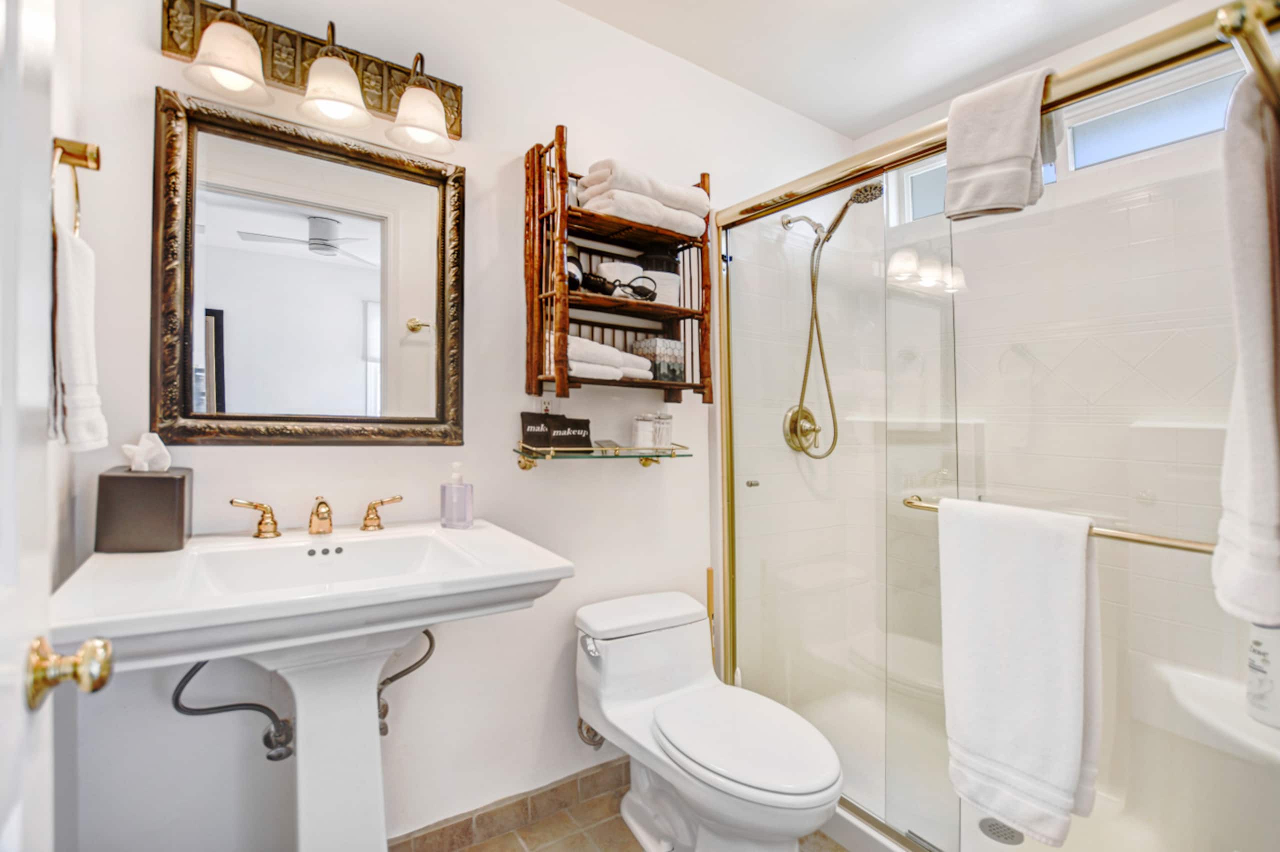 Cozy Sonoma Cottage with Hot Tub & Wine Passport - Photo 7