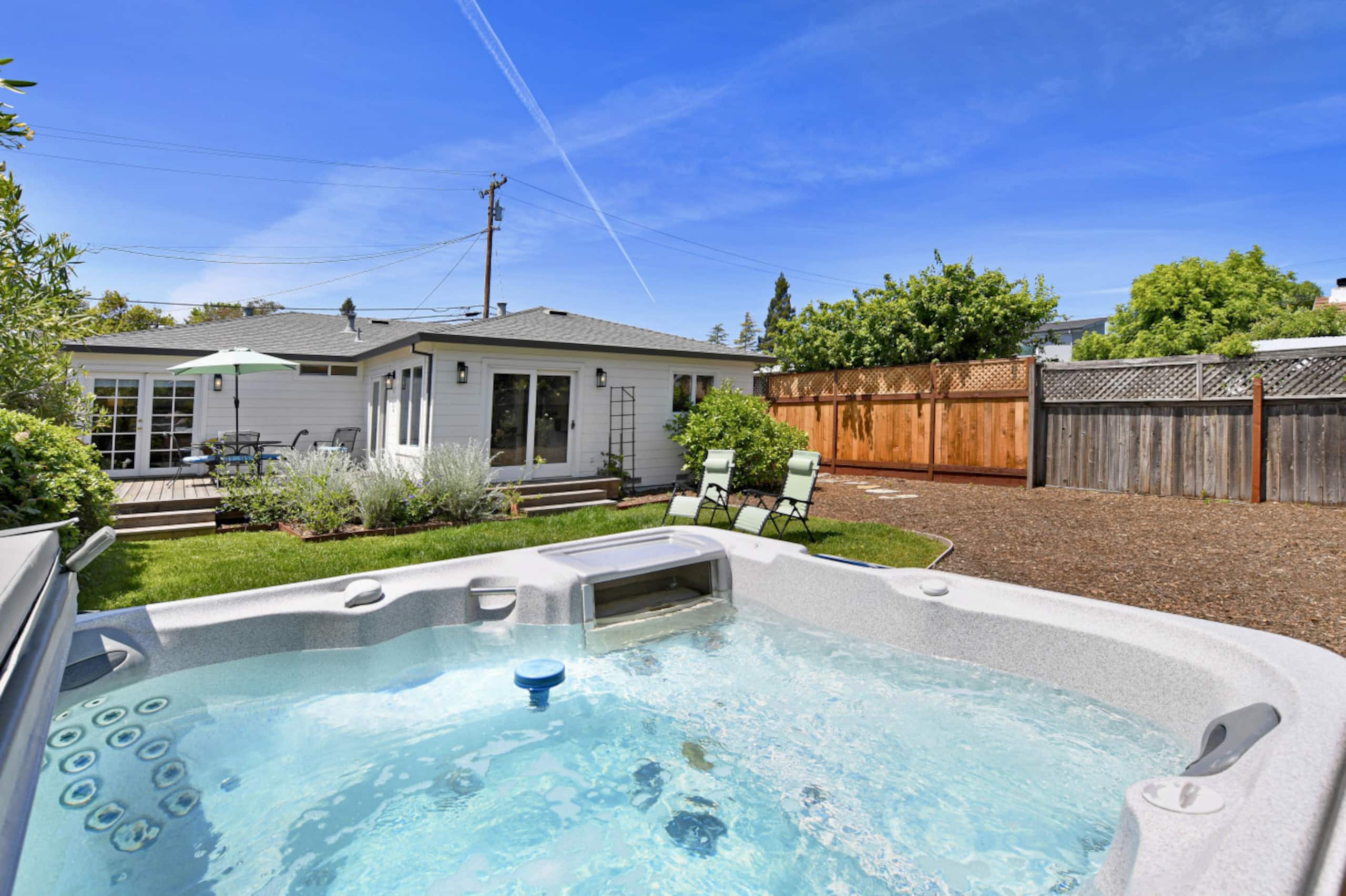 Cozy Sonoma Cottage with Hot Tub & Wine Passport - Photo 14
