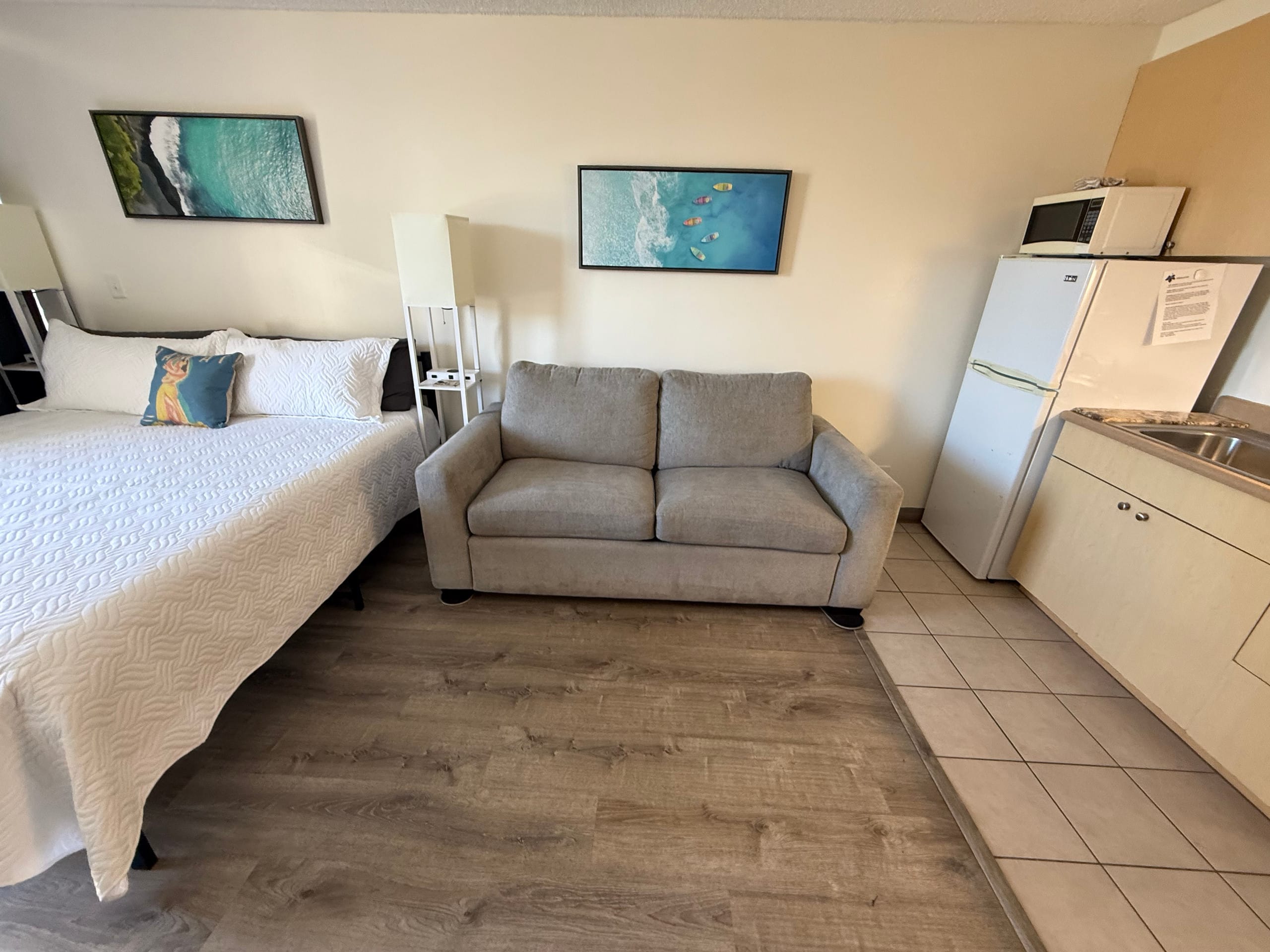 Condo in Honolulu · ★4.84 · 1 bedroom · 3 beds · 1 private bath - Image 27