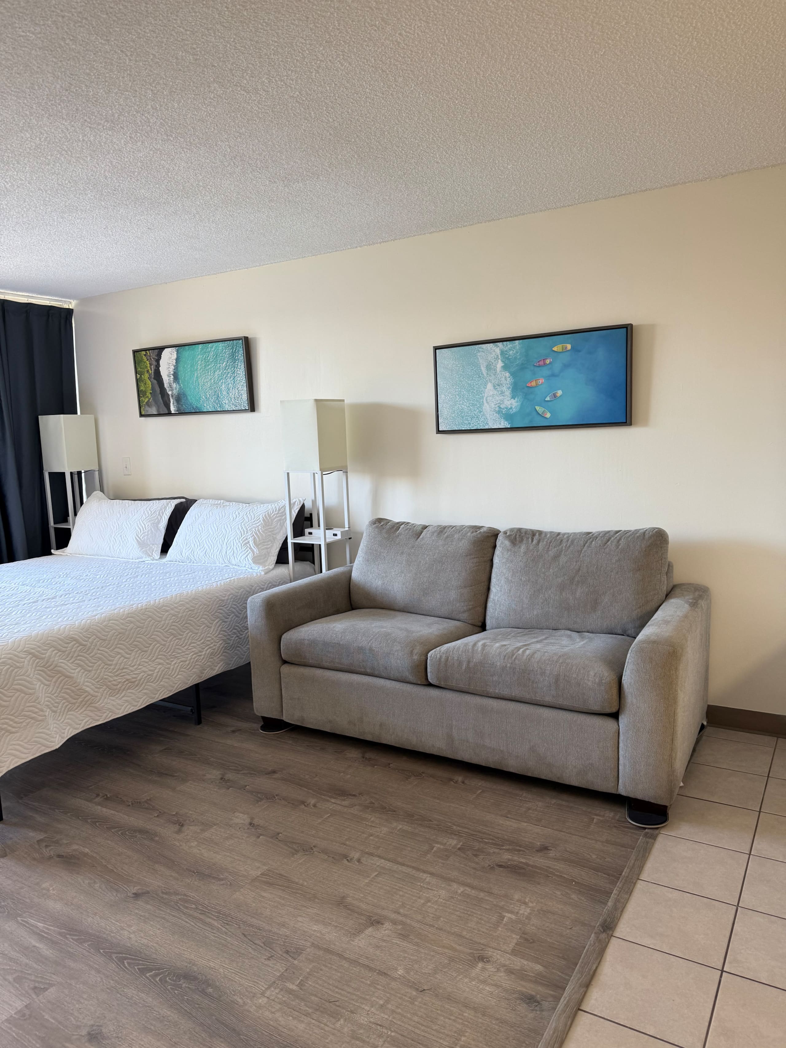 Condo in Honolulu · ★4.84 · 1 bedroom · 3 beds · 1 private bath - Image 2