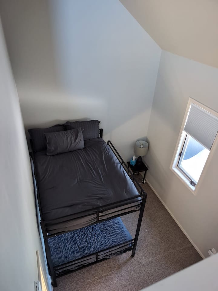 საძინებელი 2