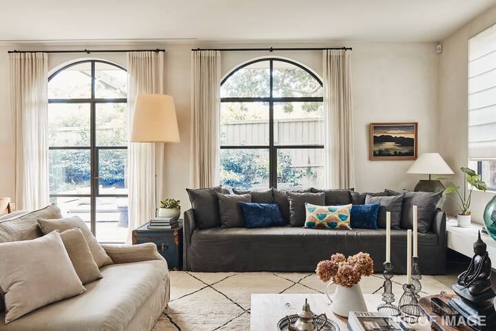 Private Luxury Oasis in St Kilda gallery image 4