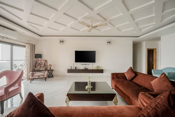 Living room image 2