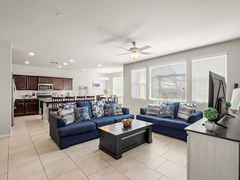 Clovis House| 3 Bed: 2 Bath| Hammock| 2 Car Garage