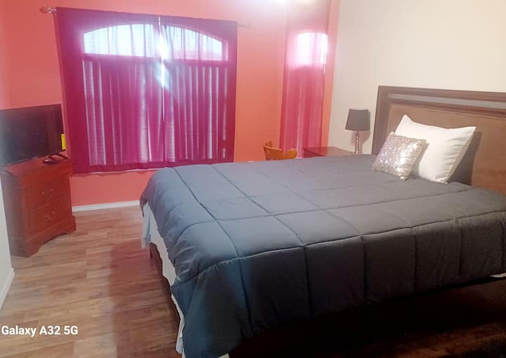 Bračni krevet (širok 150 - 179 cm) 