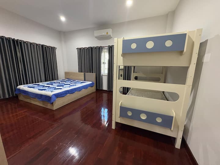 საძინებელი 1