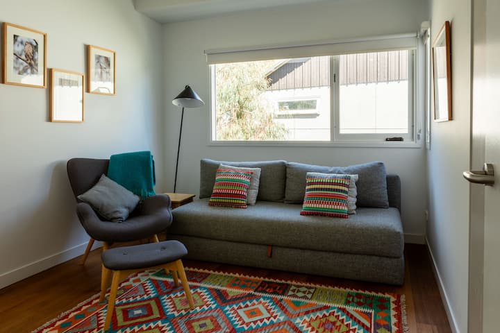 Stay At The Paddock Ecovillage - Castlemaine