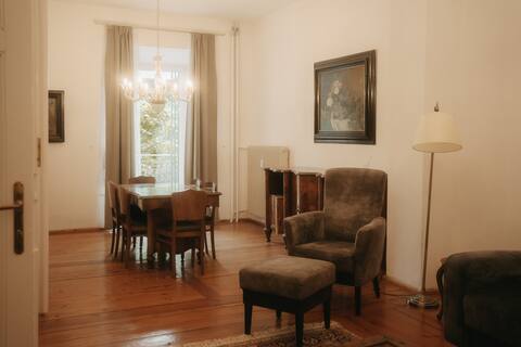 Airbnb con migliori performance: Historic apartment with garden in Brixen's Old Town a Bressanone
