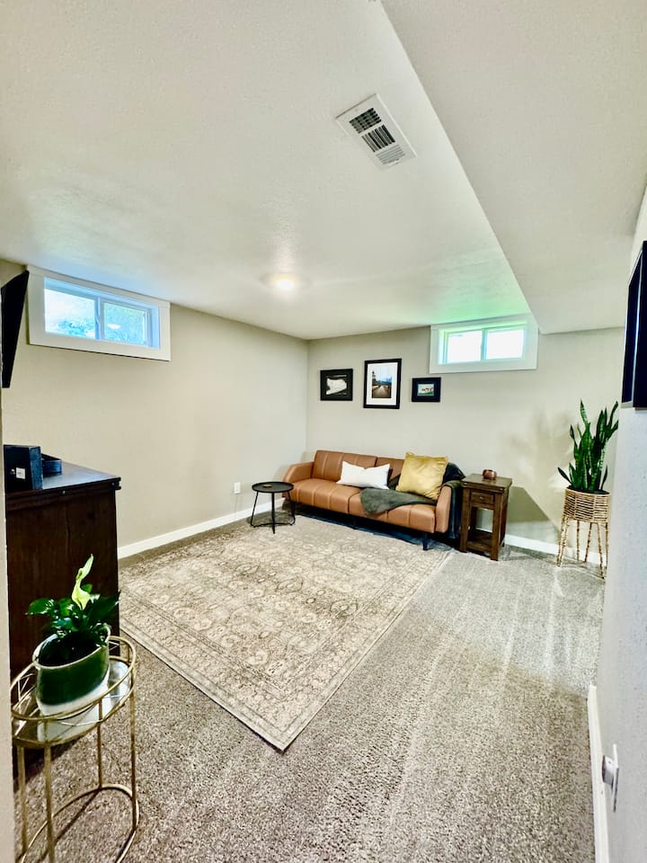 Urban Garden Retreat - Spokane Valley, WA