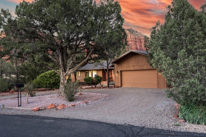 Lynx Landing Sedona Retreat W/ Hot Tub & Fire Pi - Sedona, AZ
