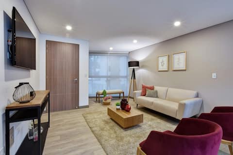 El Peñón Gem | 3-BR Comfort + A/C | Walk Anywhere