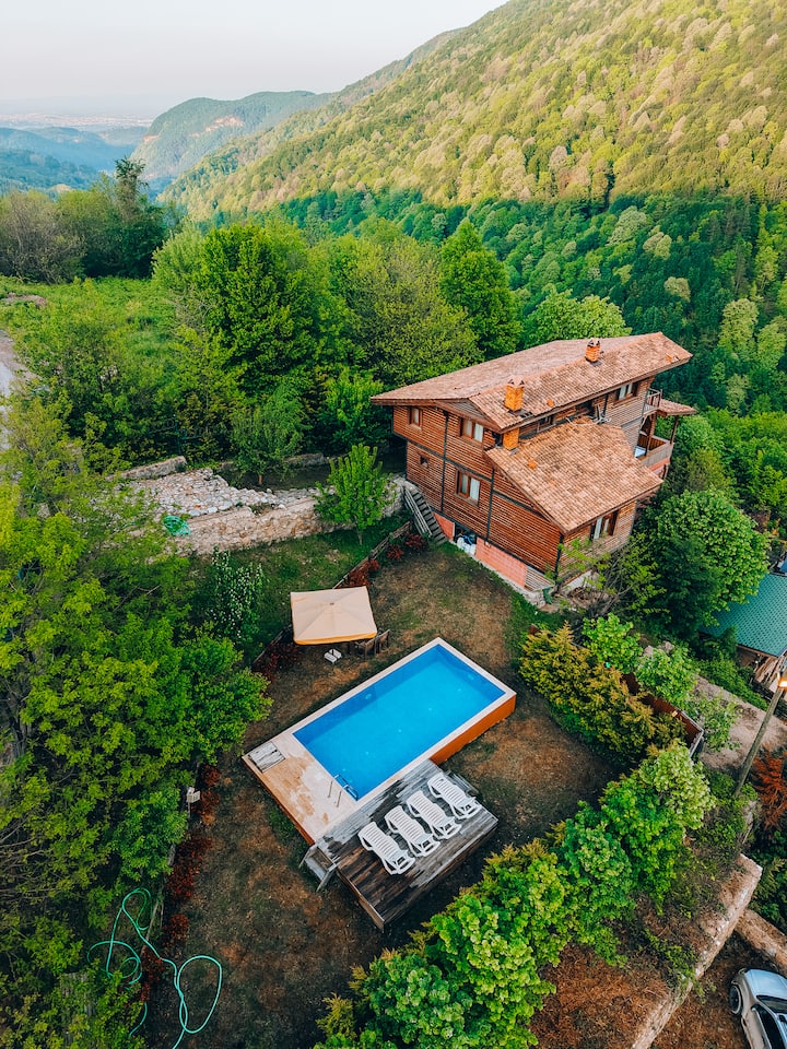 Vadi Manzralı 7 Kişilik 4x8 Korunaklı Havuz - Maşukiye