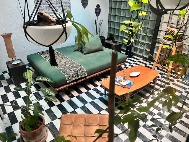 Gorgeous 1940s biblioteca turned private apartment