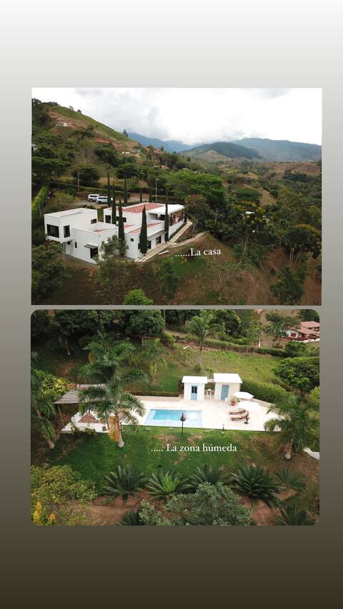 Magical Place: Nature, Comfort, Modern House