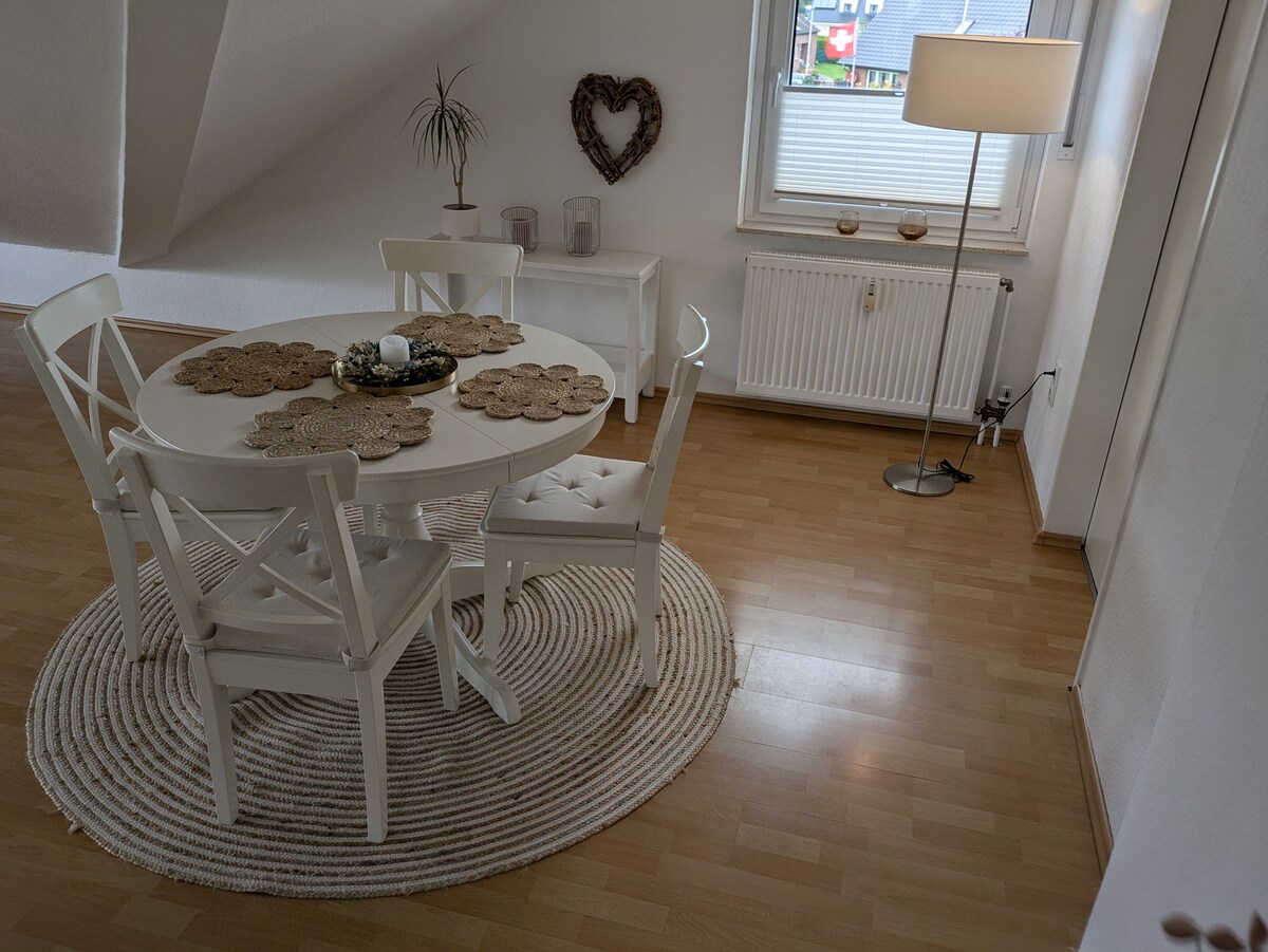 Propiedad de Airbnb exitosa: Friendly apartment in Detmold en Detmold