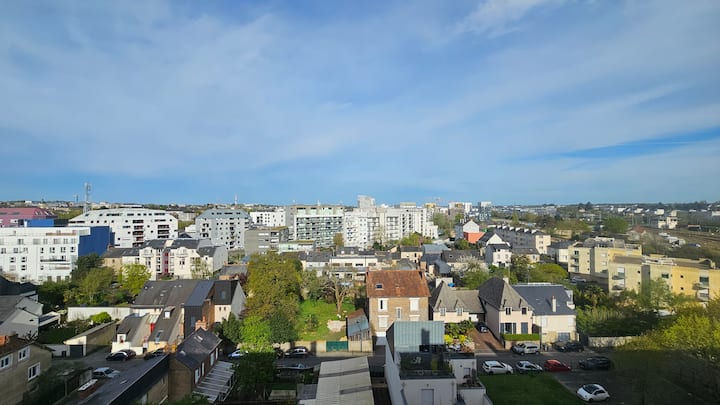 Vues Dégagées, Lumineux, Proche Parcs & Commodités - Rennes